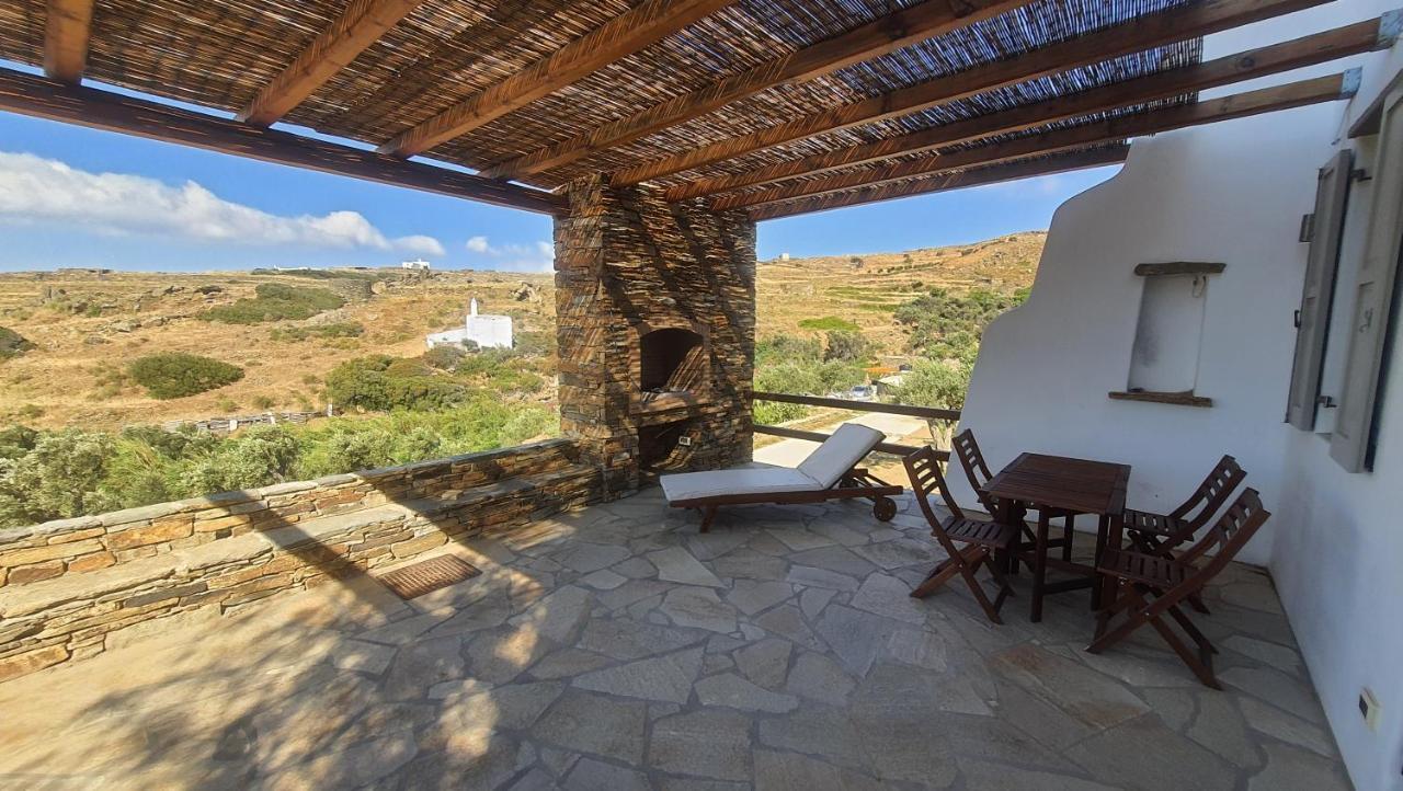 Retreat, Architect's * Tinos